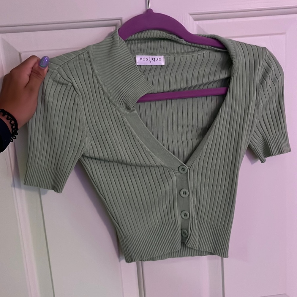 vestibule shirt